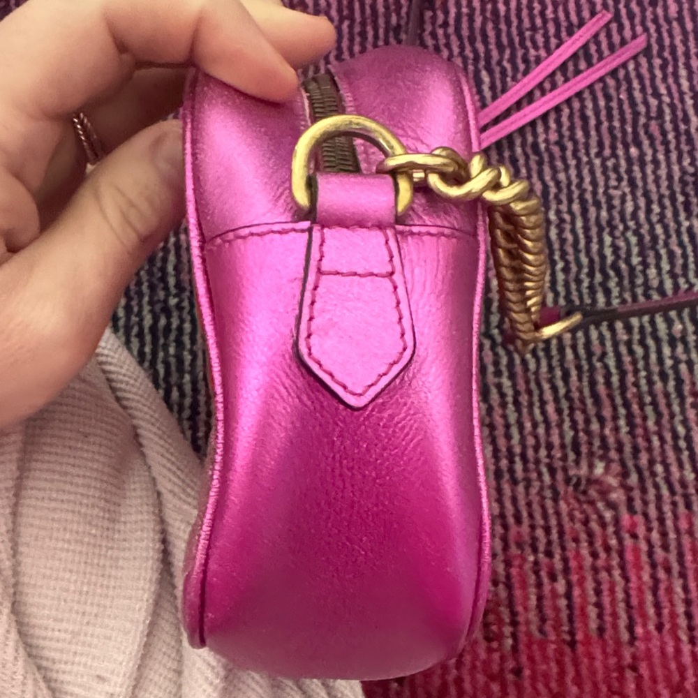 Gucci Women's Pink and Red Chevron Crossbody Bag - Picture 4 of 10